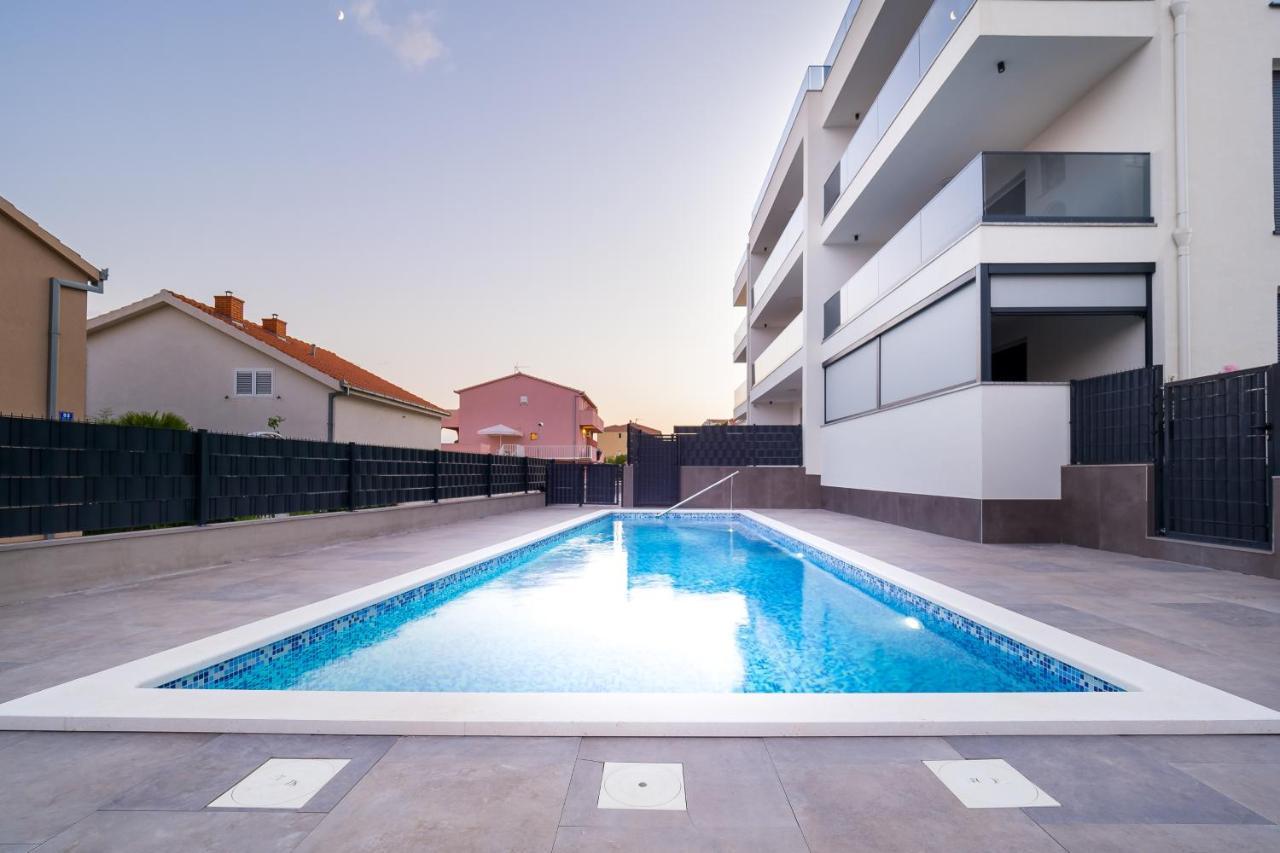 Luxury Apartment- Balcony- Private Rooftop And Jacuzzi- Common Pool Трогир Экстерьер фото